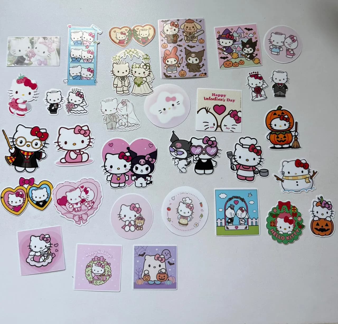 Planillas de stickers de Hello Kitty en vinil: boda, Halloween, San Valentín y más diseños